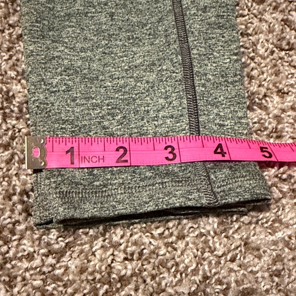 Rabbit supersoft running leggings in heathered green and dark gray (L) - EUC! - Picture 10 of 11